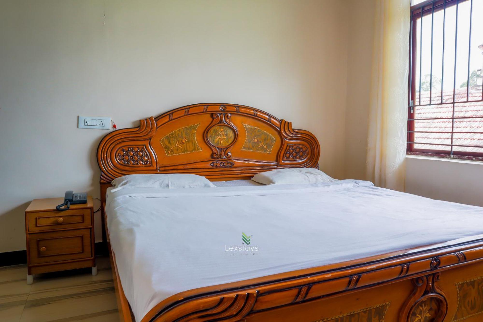 Vijaya Deepa Guest House By Lexstays クーヌール エクステリア 写真