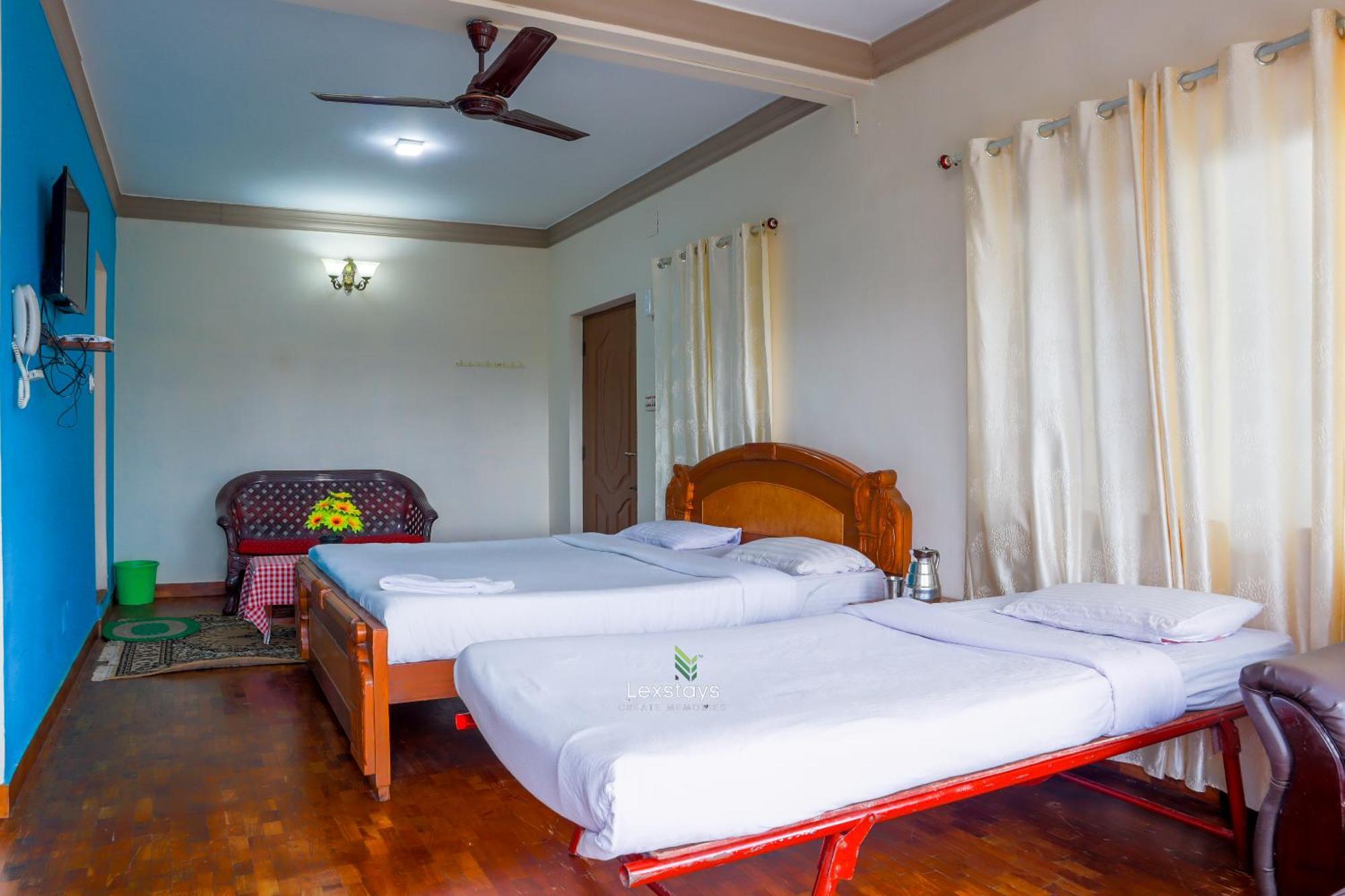 Vijaya Deepa Guest House By Lexstays クーヌール エクステリア 写真
