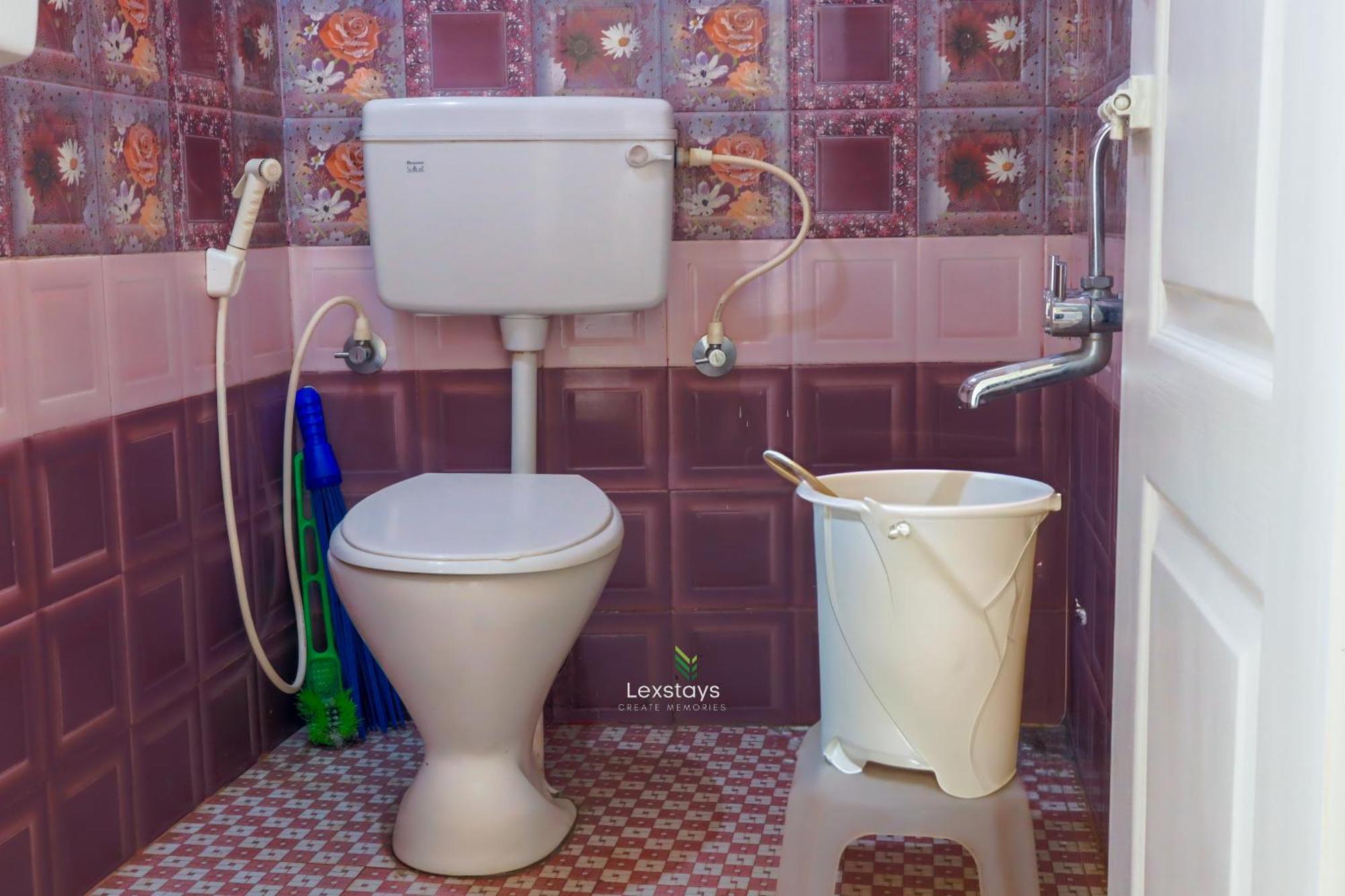 Vijaya Deepa Guest House By Lexstays クーヌール エクステリア 写真