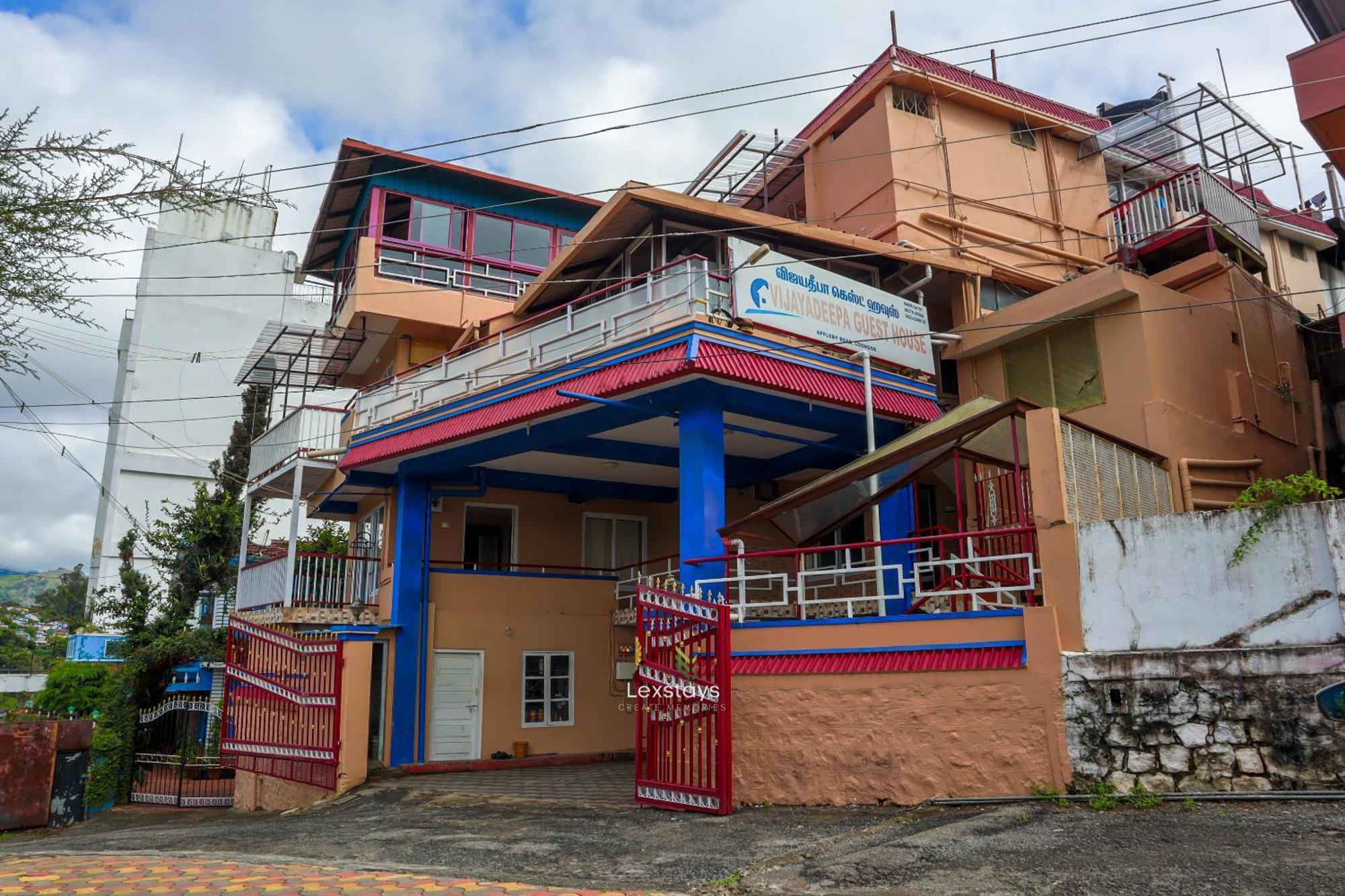 Vijaya Deepa Guest House By Lexstays クーヌール エクステリア 写真