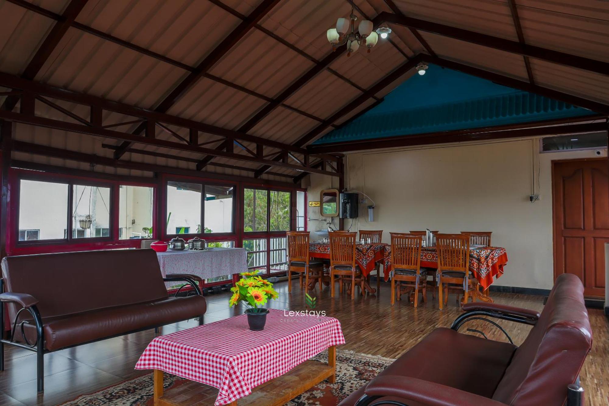 Vijaya Deepa Guest House By Lexstays クーヌール エクステリア 写真