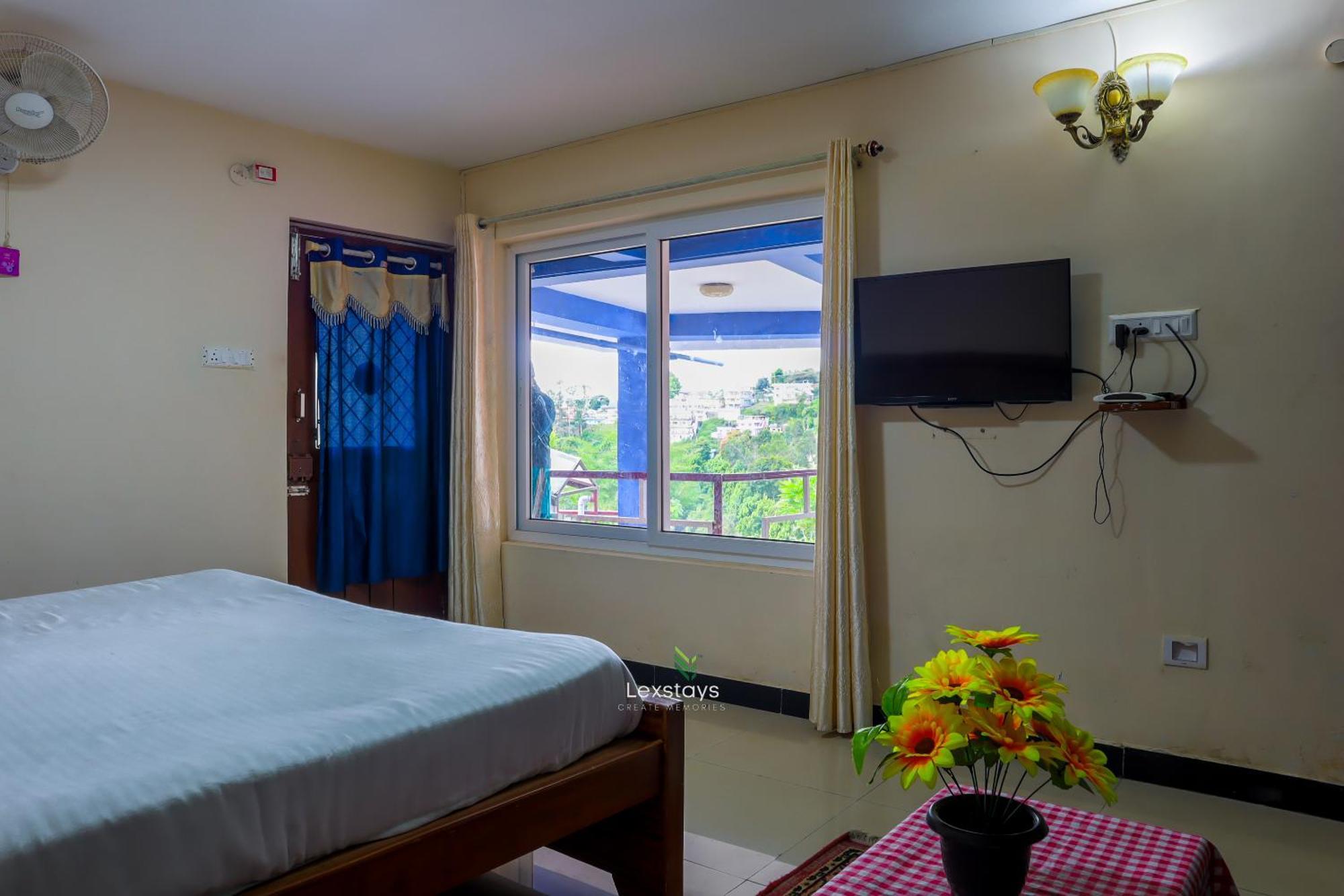 Vijaya Deepa Guest House By Lexstays クーヌール エクステリア 写真