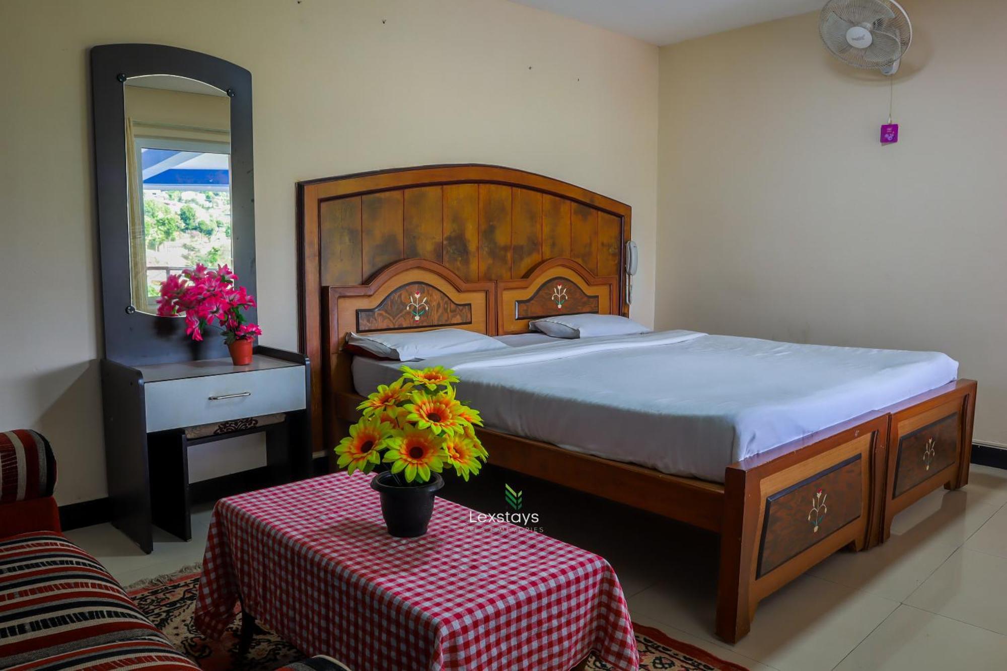Vijaya Deepa Guest House By Lexstays クーヌール エクステリア 写真